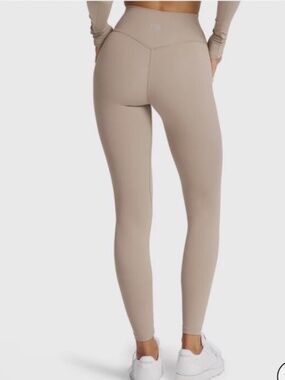 NWOT CSB Freedom Scrunch Leggings Almond XS